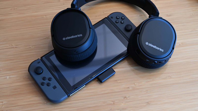 Illustration for article titled SteelSeries Finally Made the Wireless Headset Switch Fans Have Been Waiting For